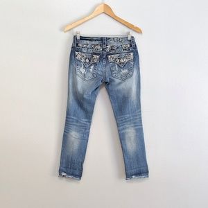 Miss Me Signature Crop Distressed Medium Wash Jean